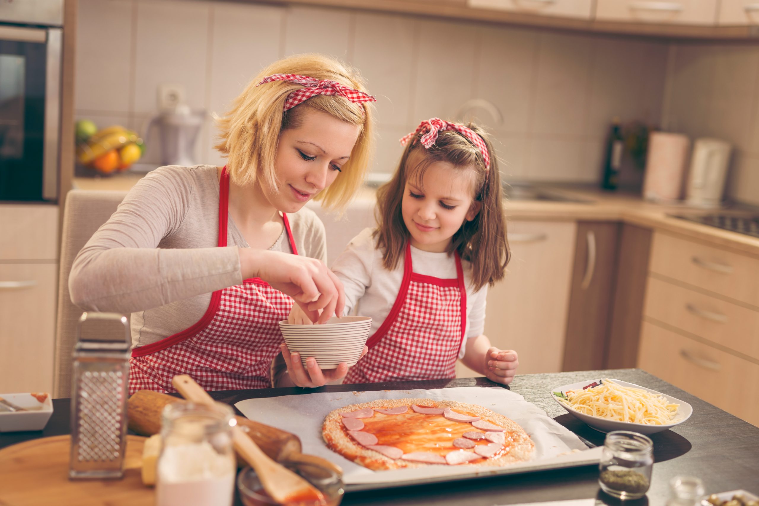 Stillen Sie Ihren Heißhunger auf Pizza mit kalorienarmer pizzateig.